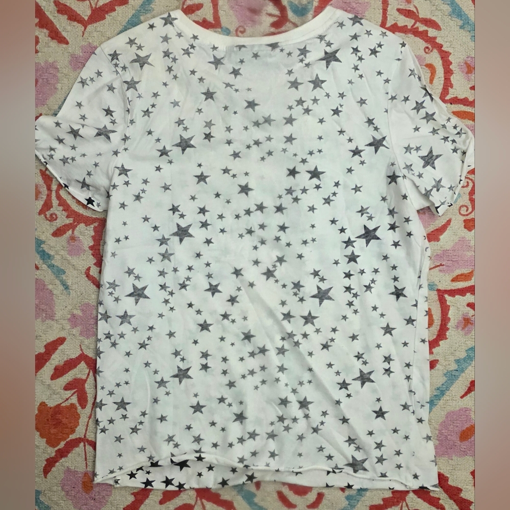 Only Tee - Picture 2 of 3